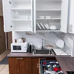 The Urban Elegance Classic Luxury 2br With Balcony Apartament *