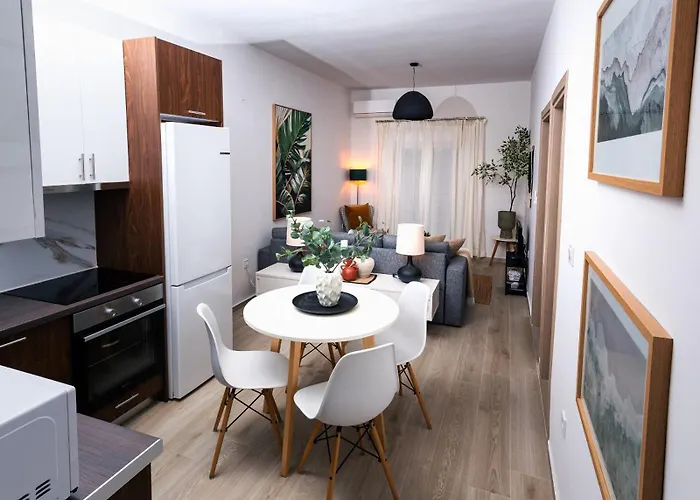 The Urban Elegance Classic Luxury 2br With Balcony Apartamento *