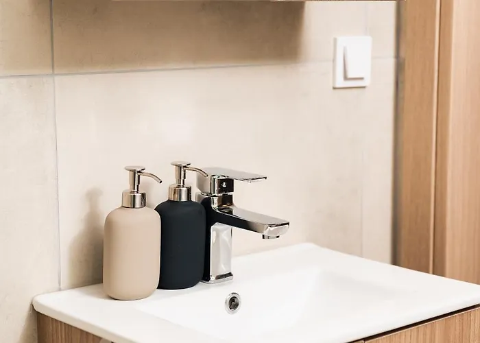 Apartamento The Urban Elegance Classic Luxury 2br With Balcony *